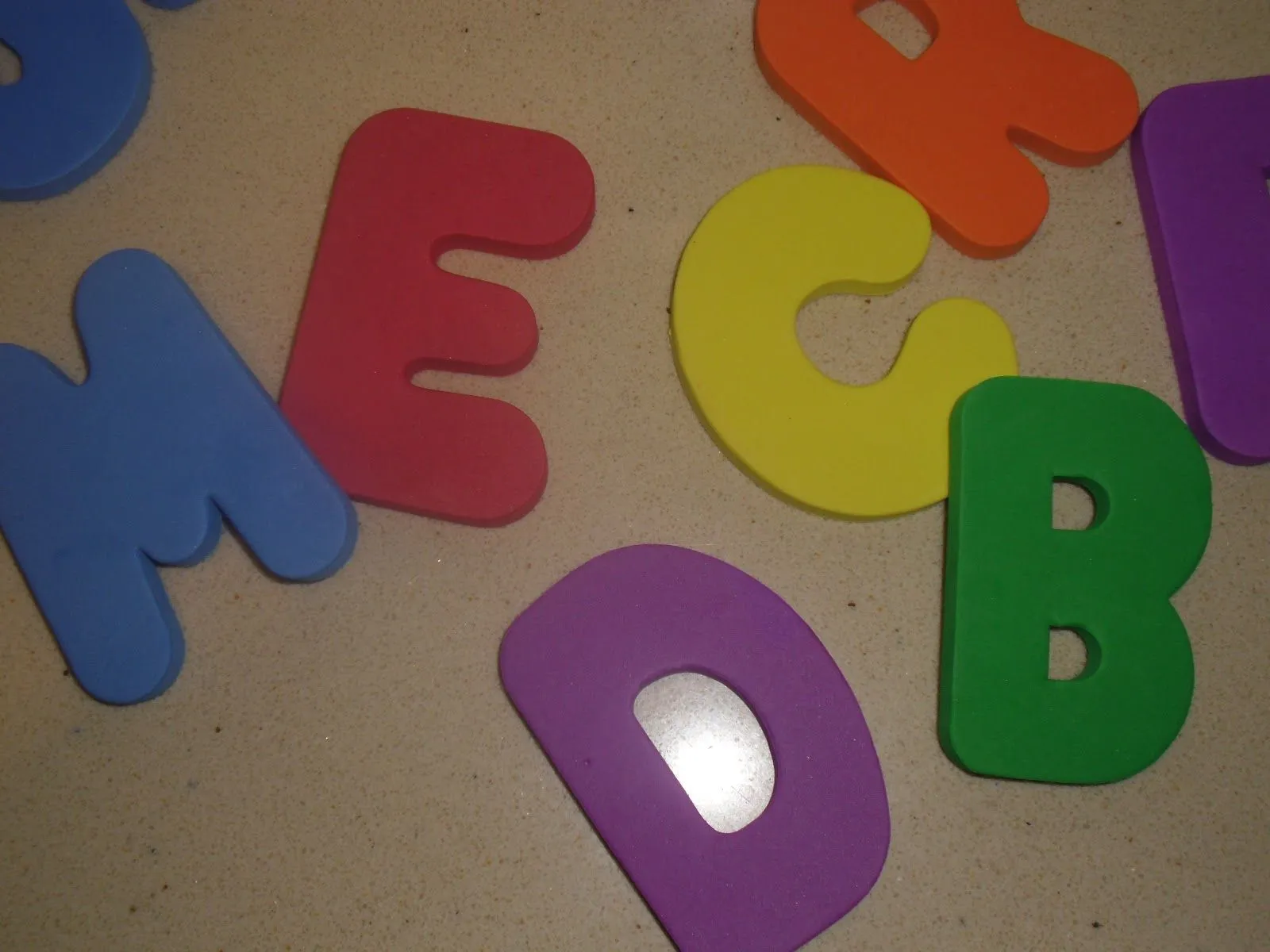 Letras en goma eva infantiles - Imagui