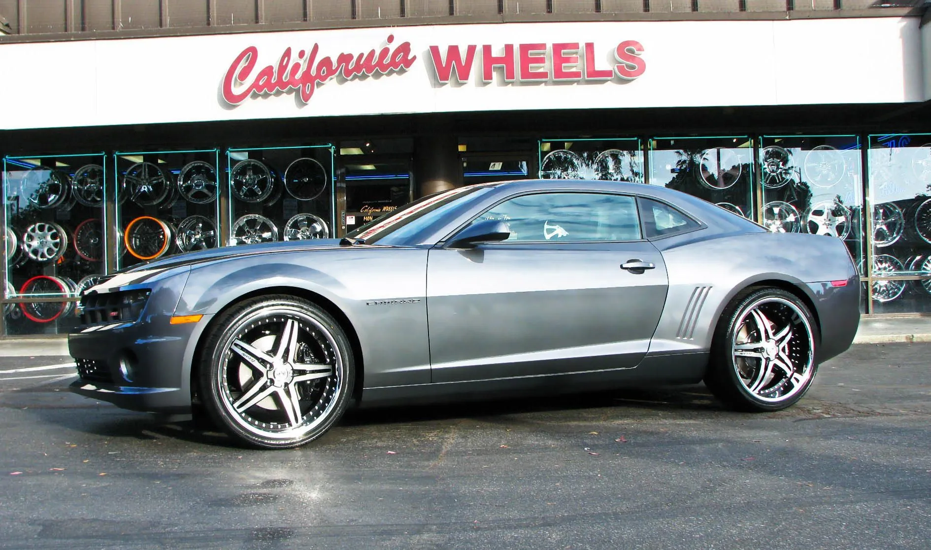 Lexani Luxury Wheels | Vehicle Gallery - 2012 Chevrolet Camaro