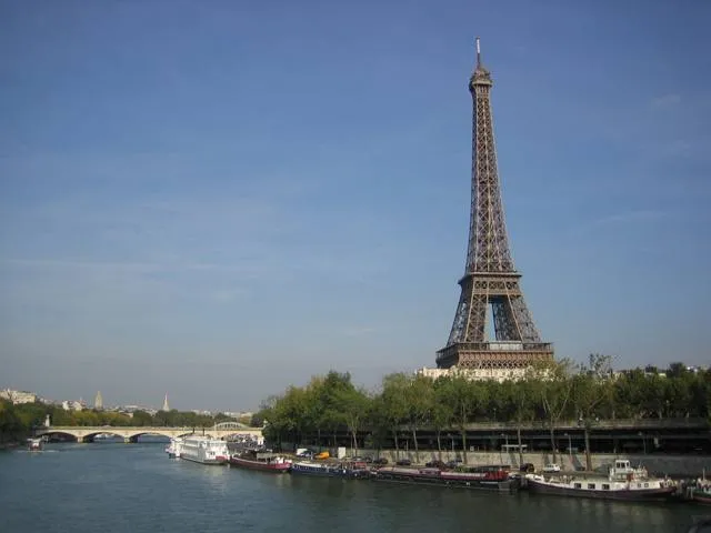 LEYENDAS DE PARIS TORRE EIFFEL, LIDO Y MOULIN ROUGE ( glamour y ...