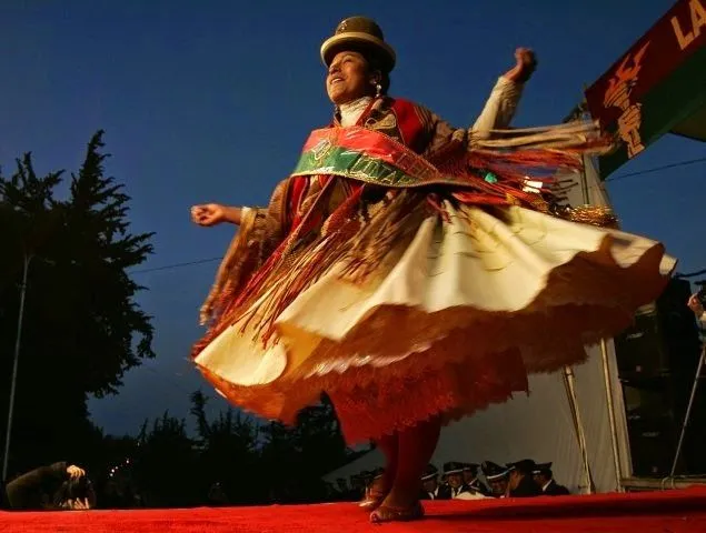 Libertad de Expresión Yucatán: Cholitas paceñas imponen su estilo ...