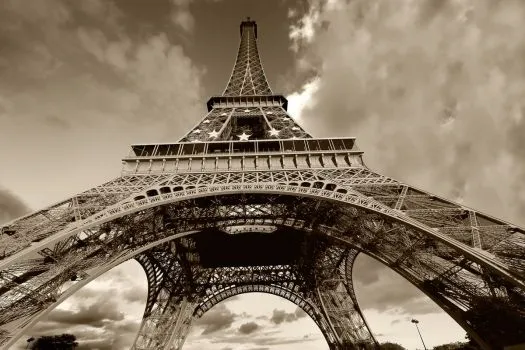 Lienzo cuadro torre eiffel desde abajo