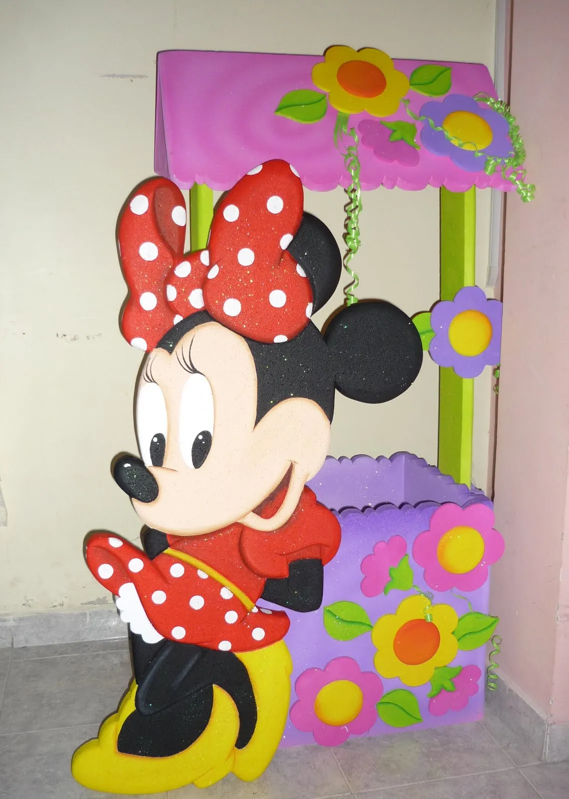 Light Goes Decorating: Mikey Minnie mouse