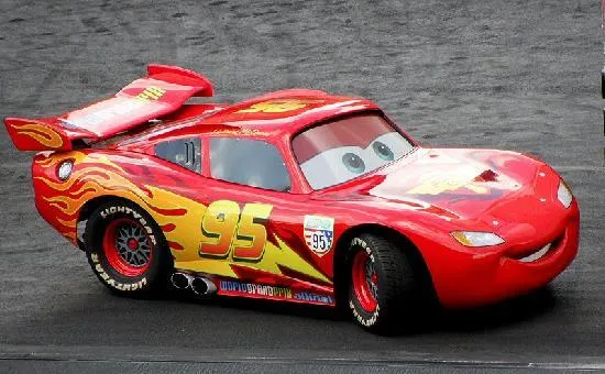 Lightning McQueen - Picture of Disney's Hollywood Studios, Orlando ...