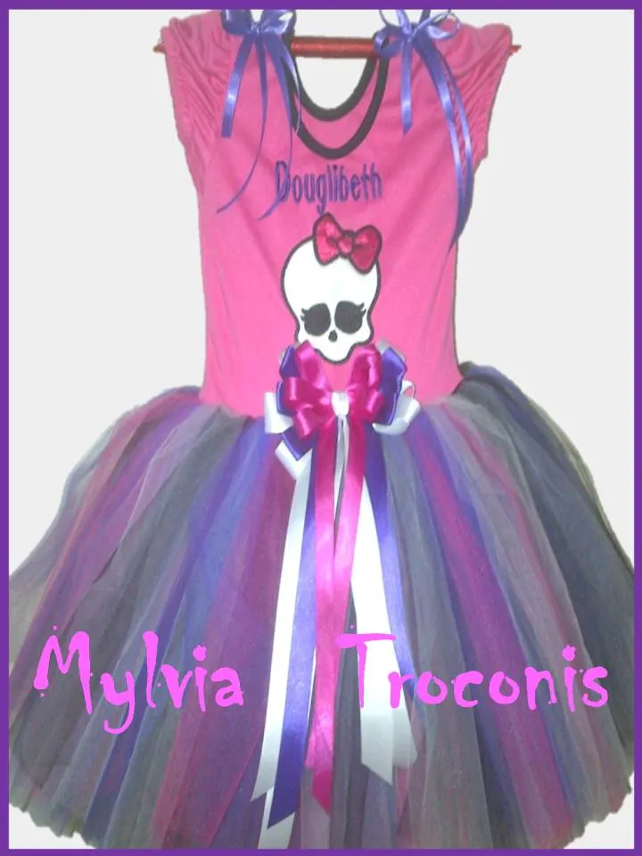 LINDAS PIJAMAS Y ALGO MÁS...: VESTIDOS TUTUS MONSTER HIGH Y MINNIE