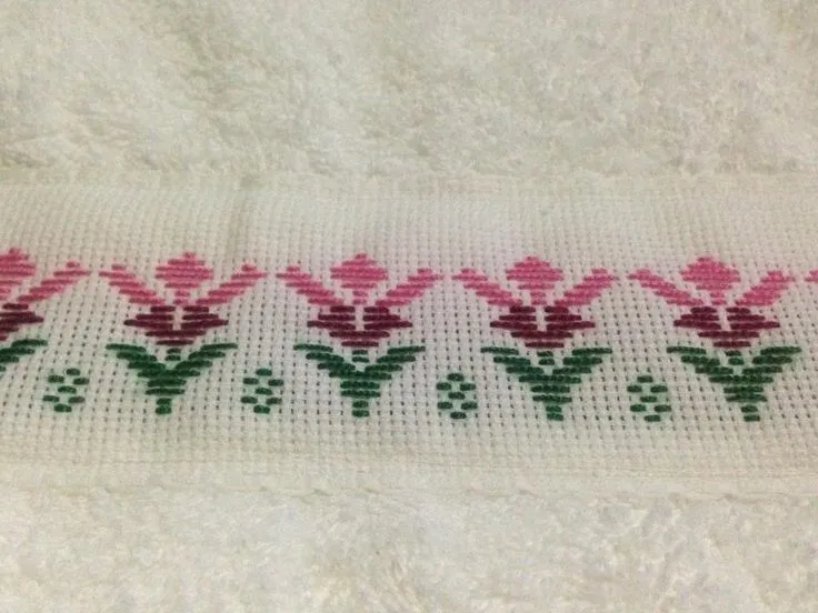 Lindo bordado | Punto yugoslavo / Swedish Weaving | Pinterest