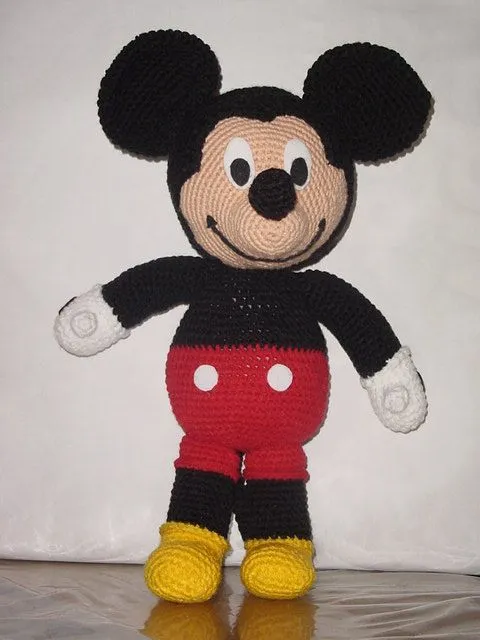 lizyland: Mickey Mouse al crochet