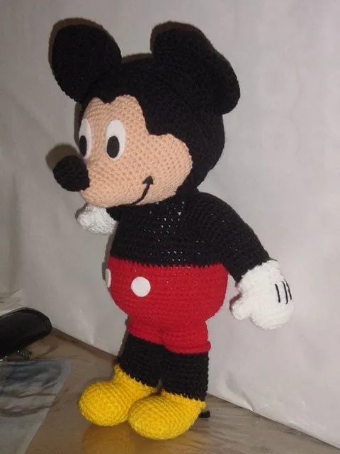 lizyland: Mickey Mouse al crochet