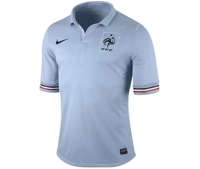 La llamativa camiseta de fútbol de la selección francesa para 2013