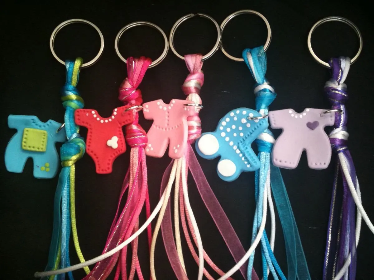 llaveros en foami para baby shower - Buscar con Google | baby niña ...