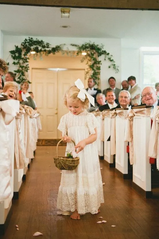 Qué llevan las pajesitas en la mano? - Foro Moda Nupcial - bodas ...