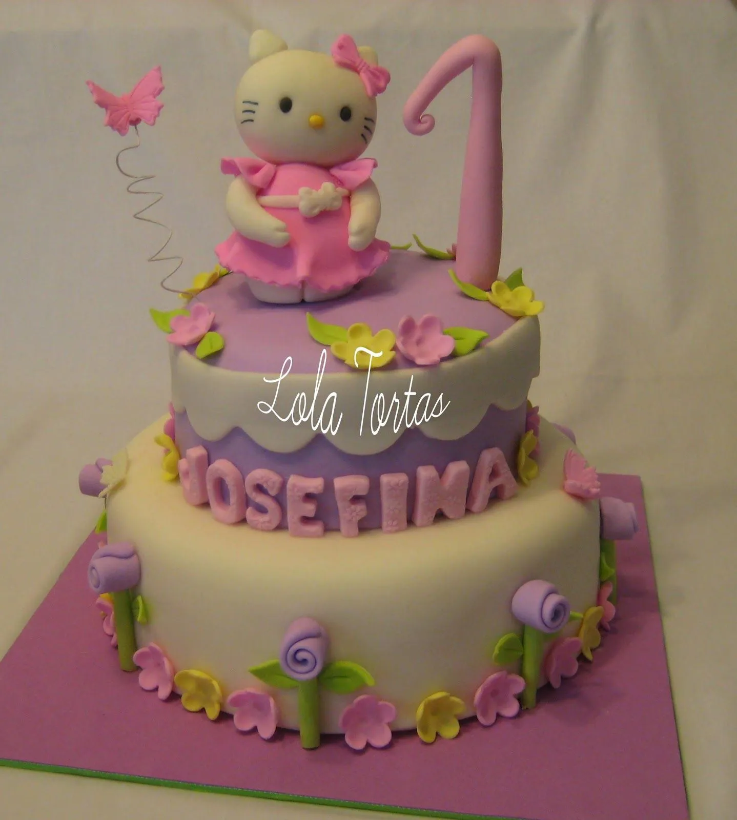 Lola Tortas: Torta Hello Kitty