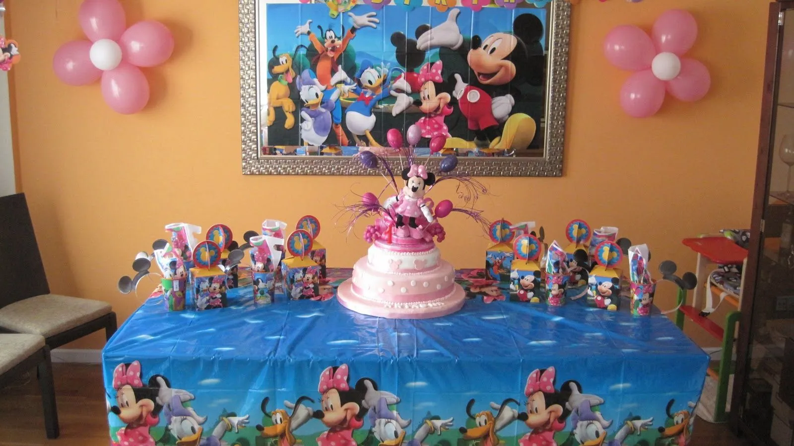 LORENA´S BAKE SHOP: TARTA MINNIE MOUSE