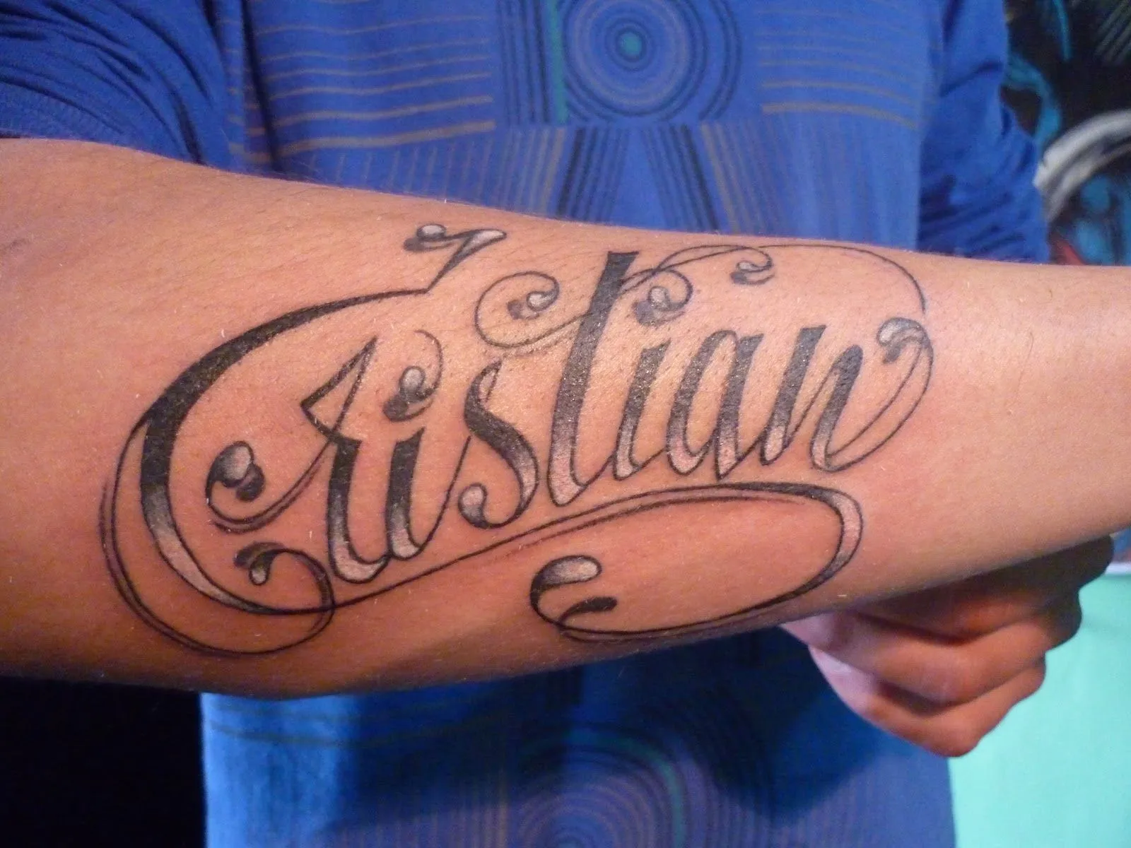 Lorien Tattoo: Tatuaje letras, tatuaje nombre Cristian