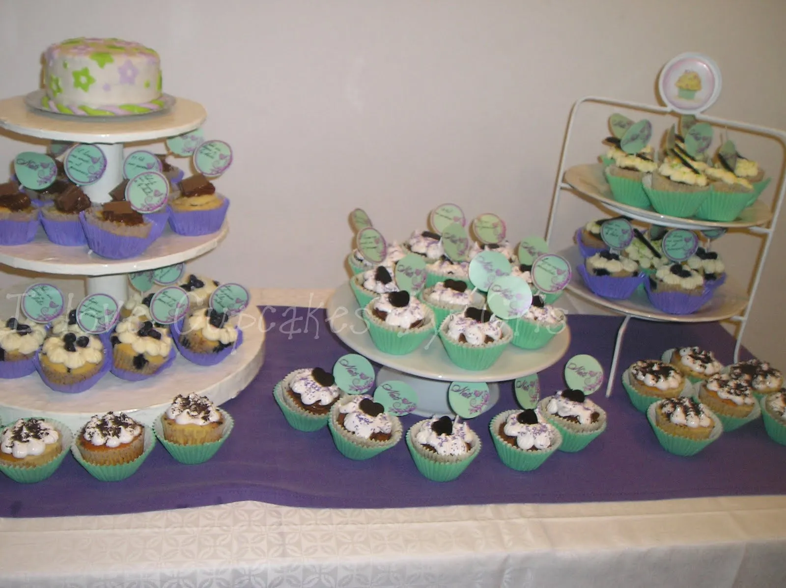 I love Cupcakes: Cupcakes para evento de graduación