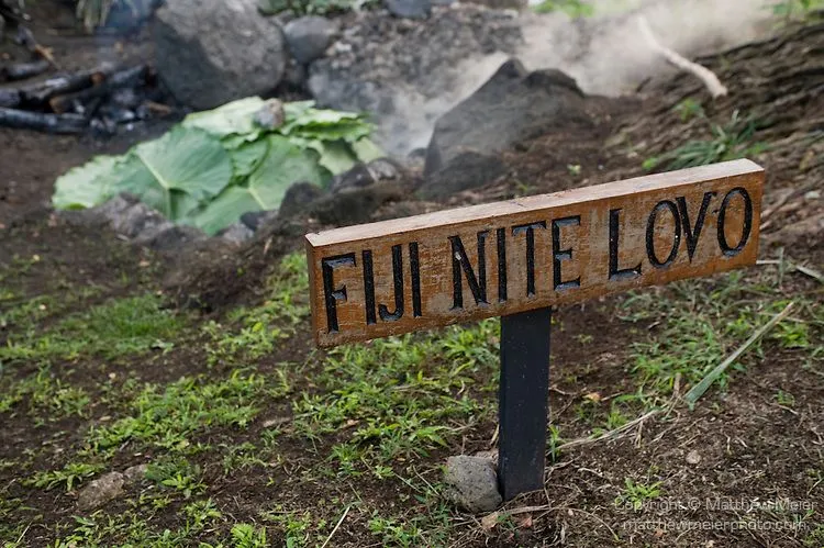 lovo-earth-oven-fiji-016277.jpg | Matthew Meier Photography