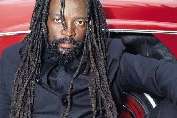 Lucky Dube fotos (1 foto) - Letras.