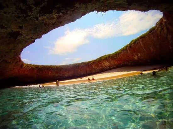 Un Mundo en Paz: Una visita a los lugares más bellos de nuestro ...