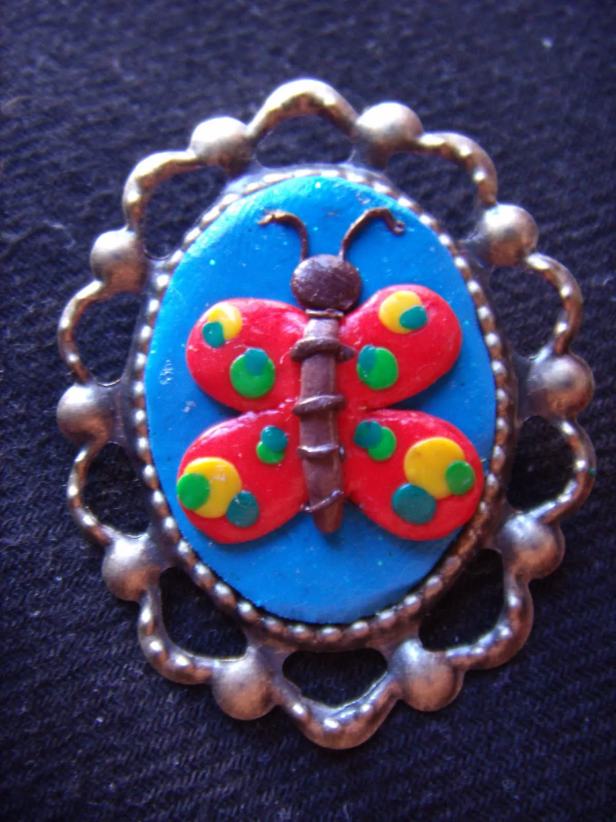 Luna Encaprichada Shop: Broche Mariposa colores vivos