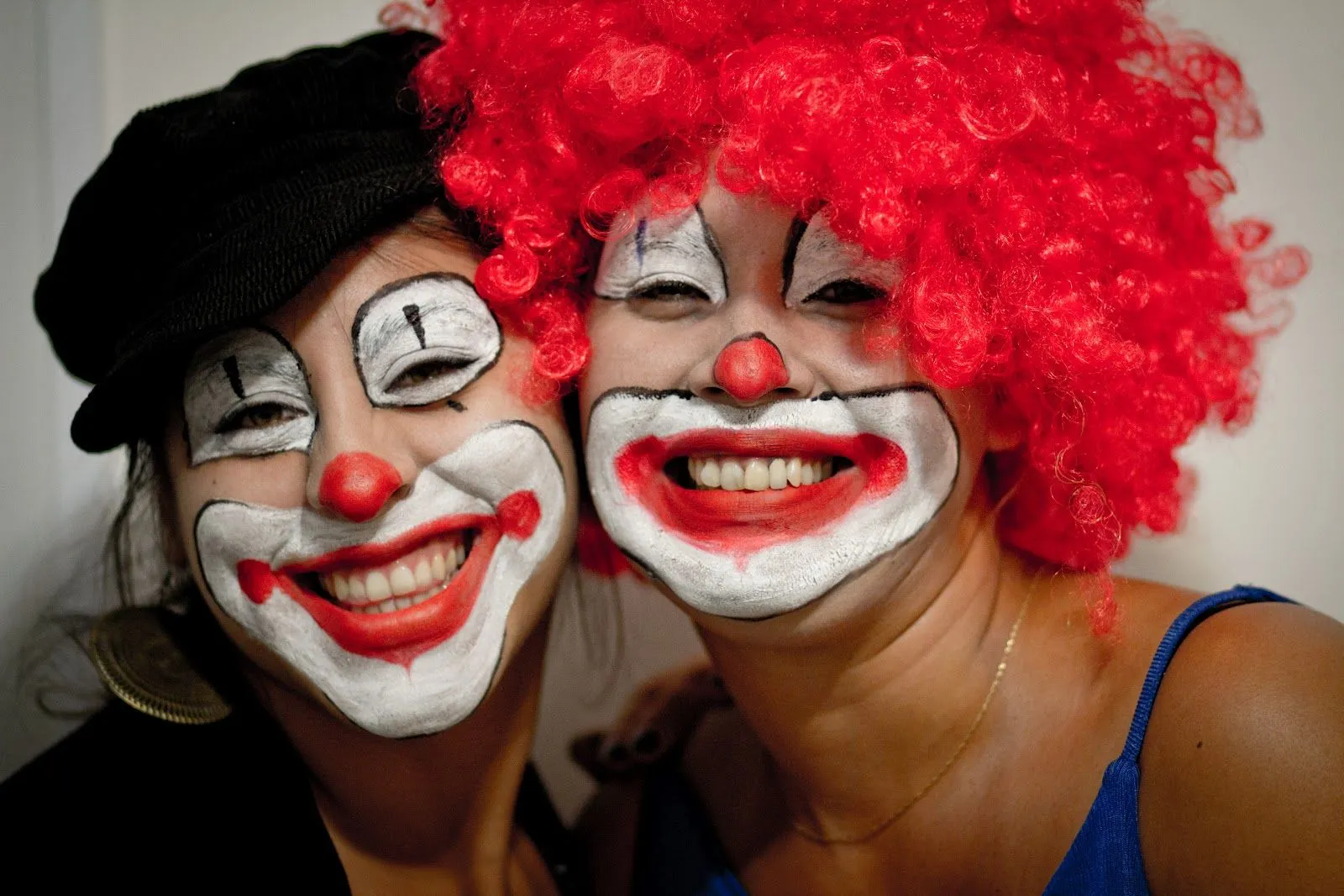 LUZ Y SOMBRAS: Trabajos de alumnas de los talleres de maquillaje ...