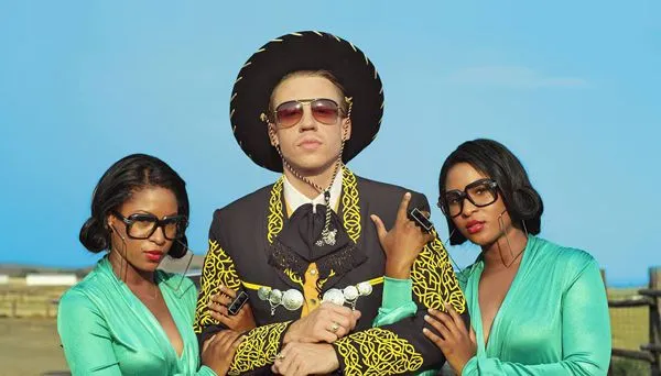 Macklemore se convierte en mariachi para 'White Walls' ~ One Hit ...