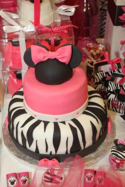 Maddycakes Muse: Zebra Minnie Mouse Party