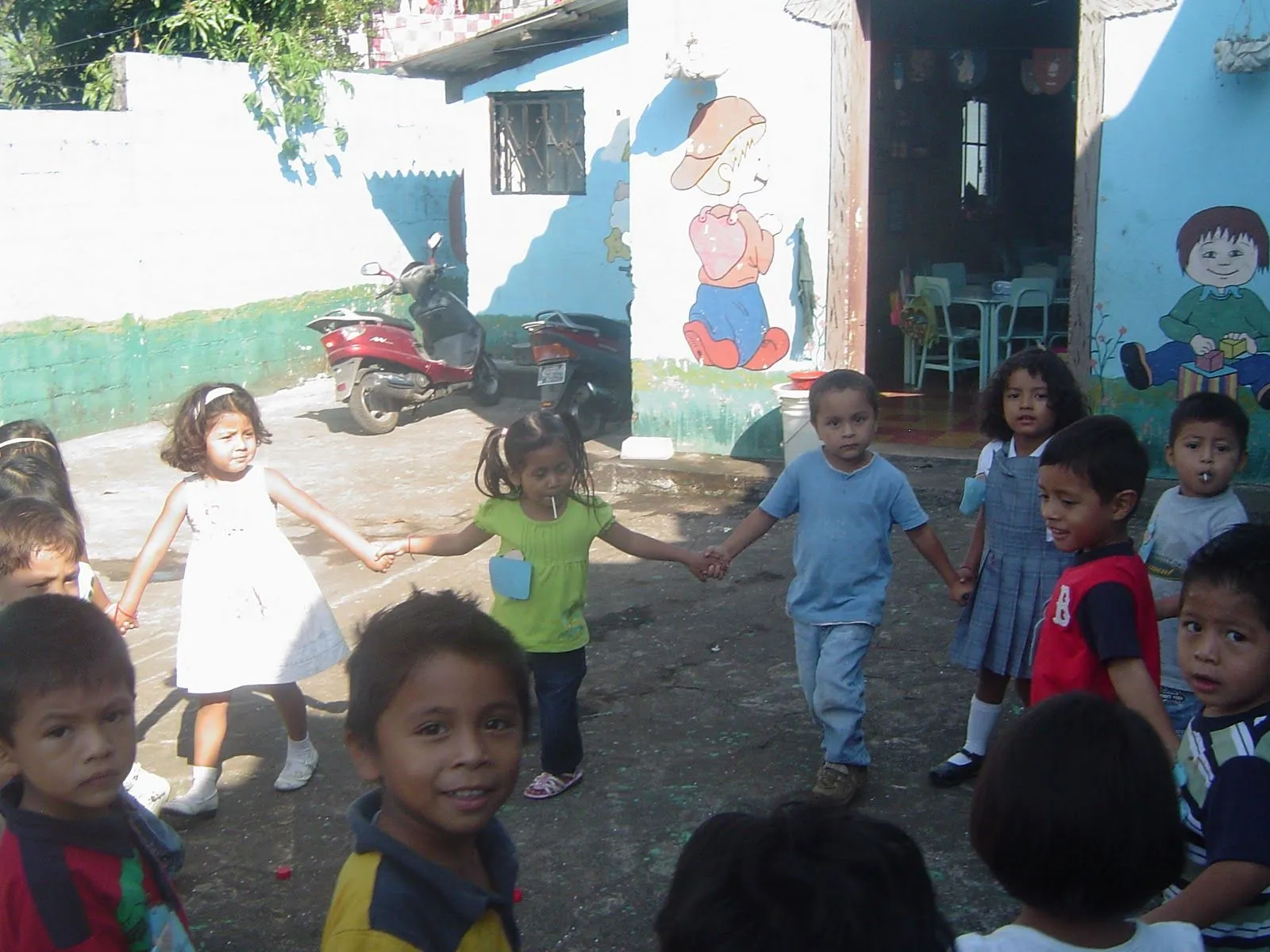 MAESTRA DE PARVULOS RINCON ESCUINTLECO: EL CIRCULO ROJO