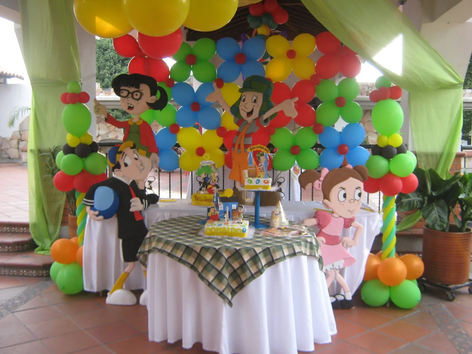 Majestik eventos: FIESTA CHAVO DEL OCHO