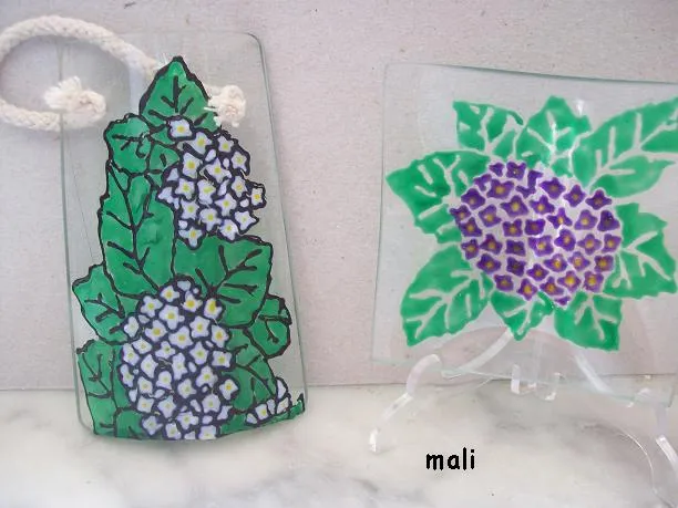 MaliMin Mis Manualidades: Pintando en cristal