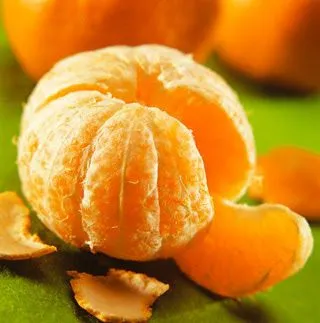 La mandarina, protectora natural frente a la obesidad - ABC.