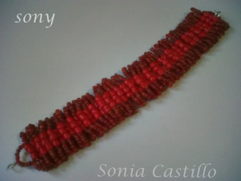 Manitas creando Manualidades: Pulsera chaquiron y gasas con chaquira