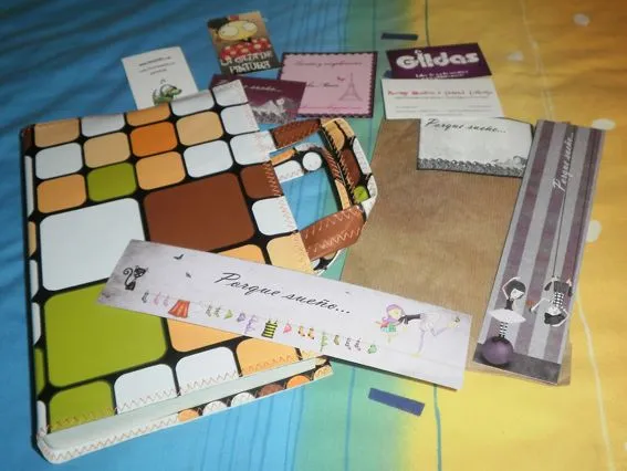 Cuadernos forrados con creatividad - Imagui