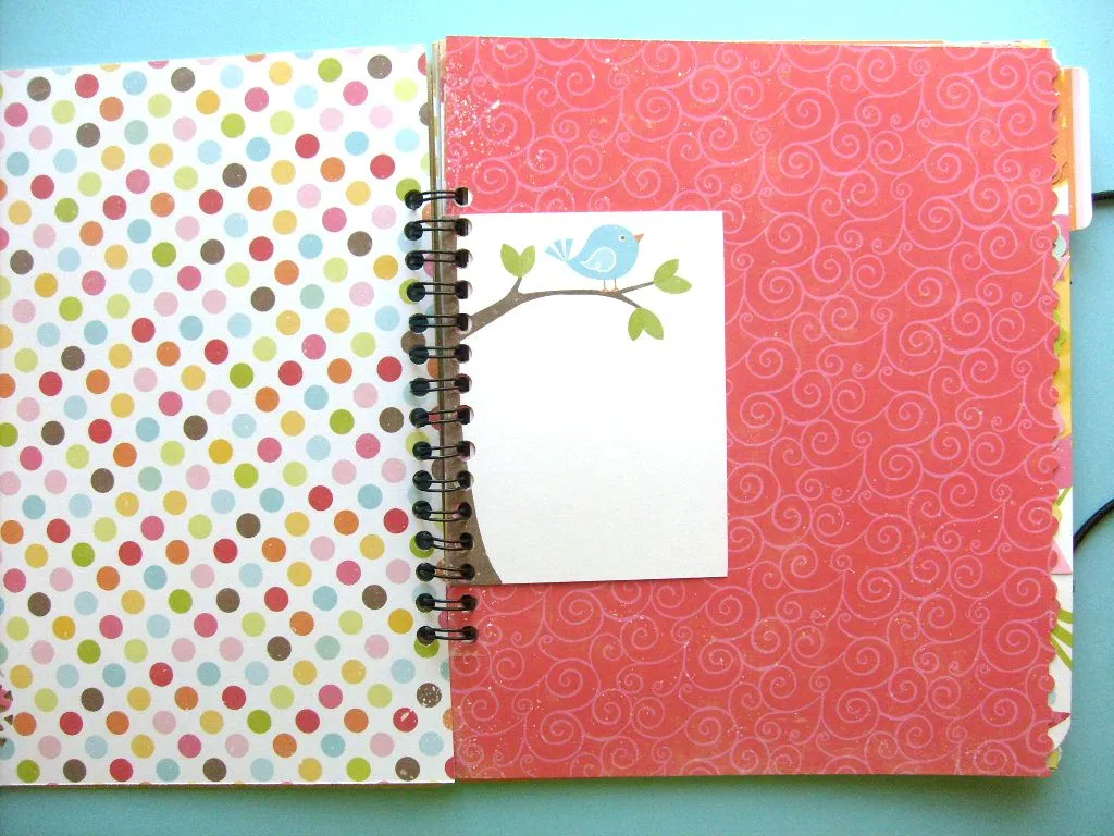 Manos de tijera: Daybook casero con espiral