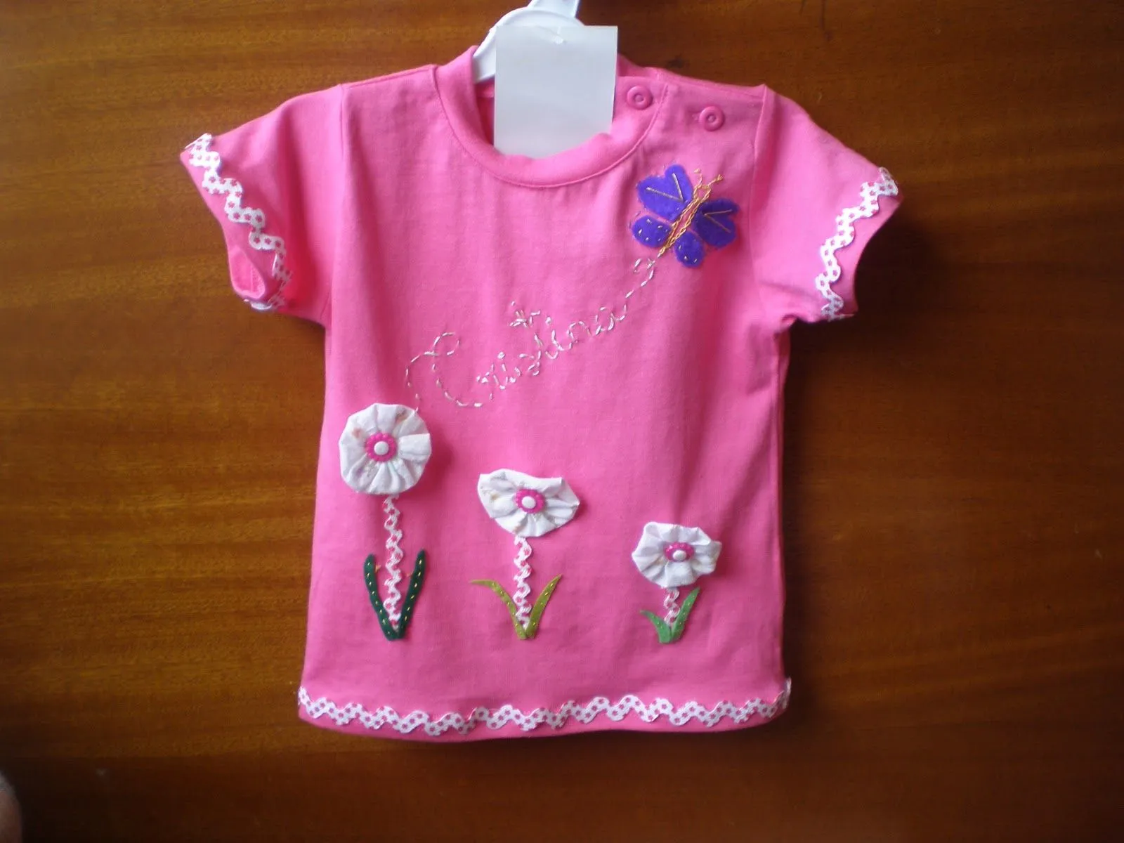 ManosMarisa.: Como personalizar una camiseta infantil.