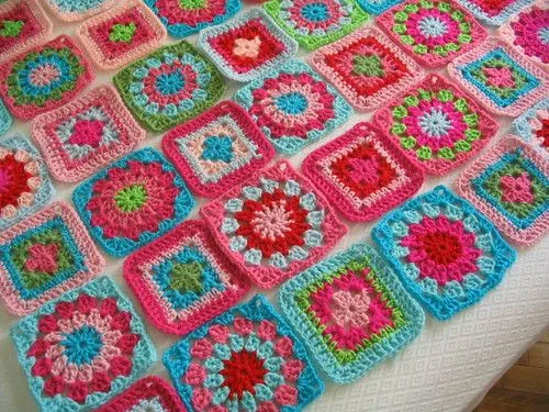 Manta de cuadrados al crochet - Imagui