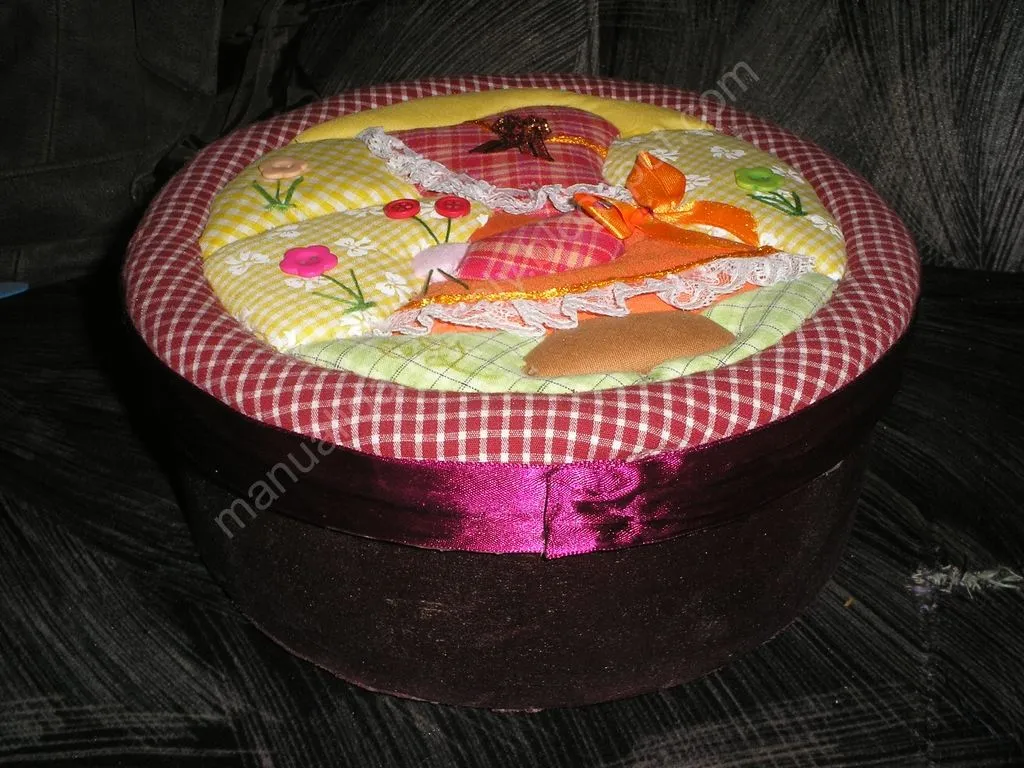 Manualidades Cely: Caja Muñeca, tecnica patchwork sin aguja