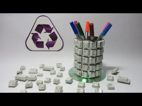 Manualidades Creativas // Lapicero Geek (By @gustamonton) - YouTube