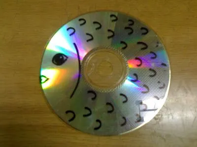 MANUALIDADES ESCOLARES: PECES CON CDS