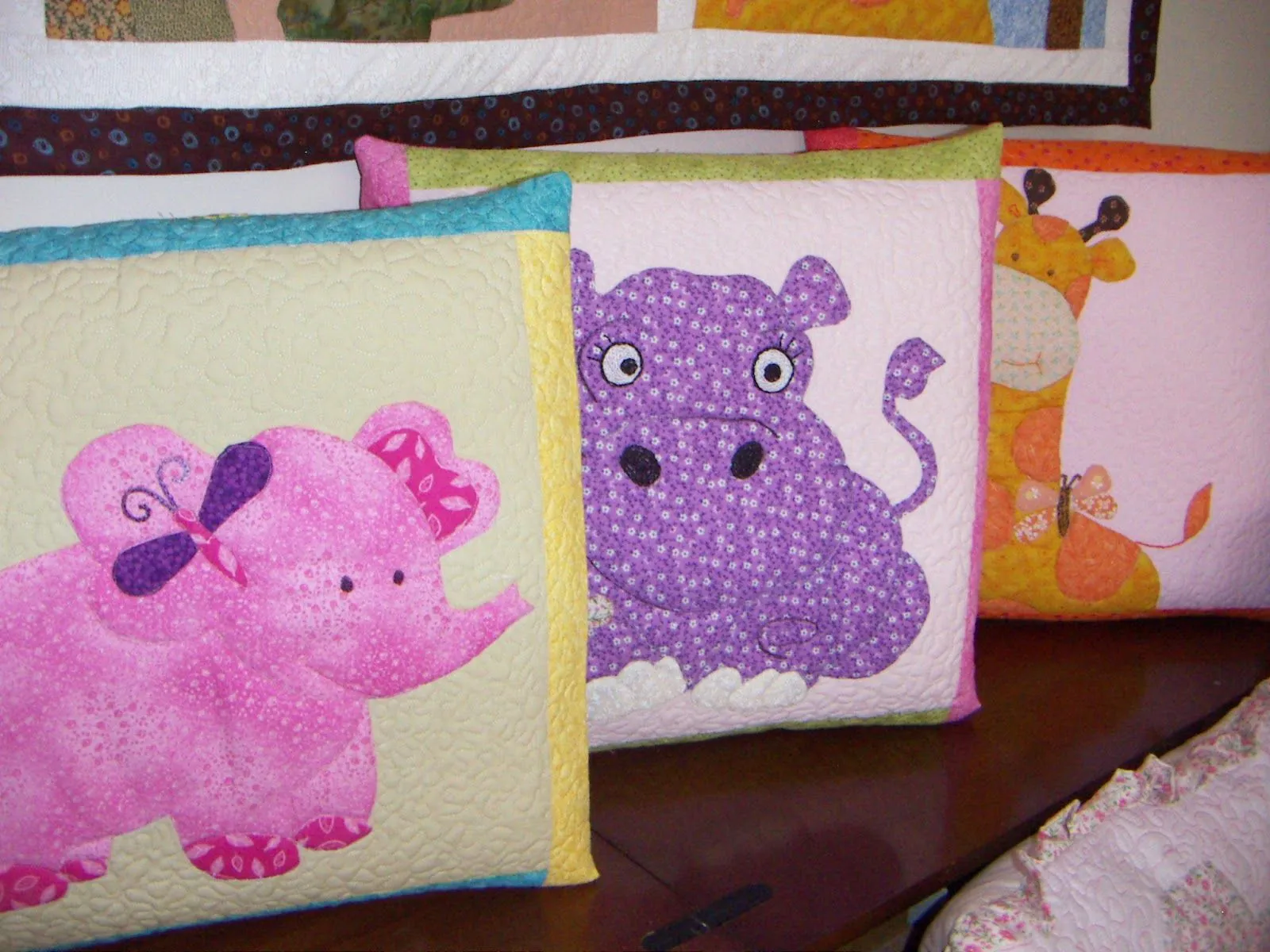 Manualidades laviejitaines: Mas patchwork para el cuarto de niños