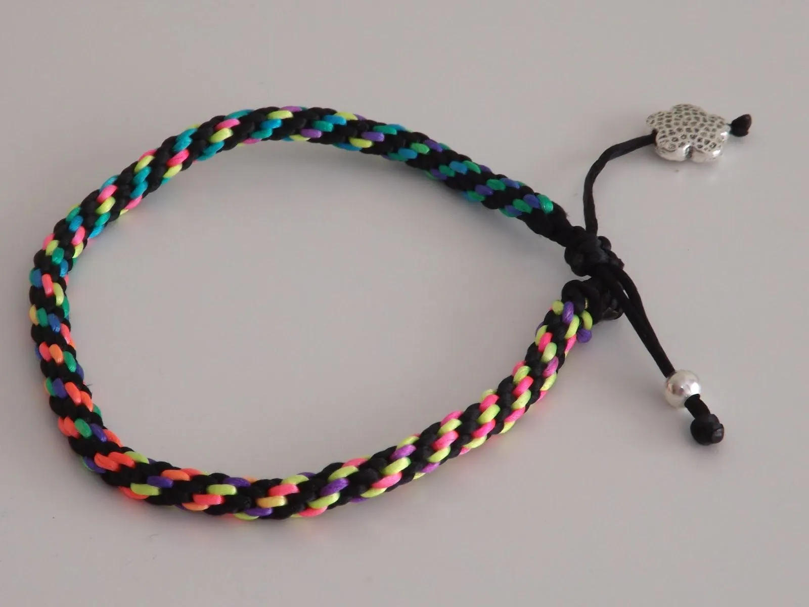 manualidades pulseras | ropas-