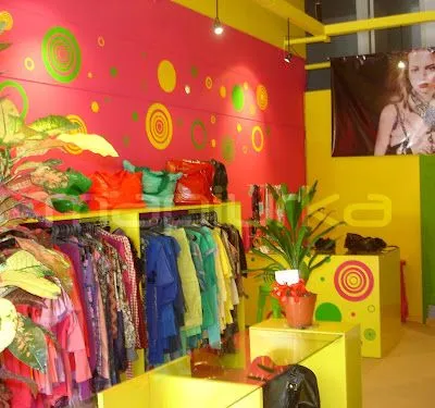 Mapiurka - Adhesivos Decorativos BA: Tienda ropa Tres Arroyos