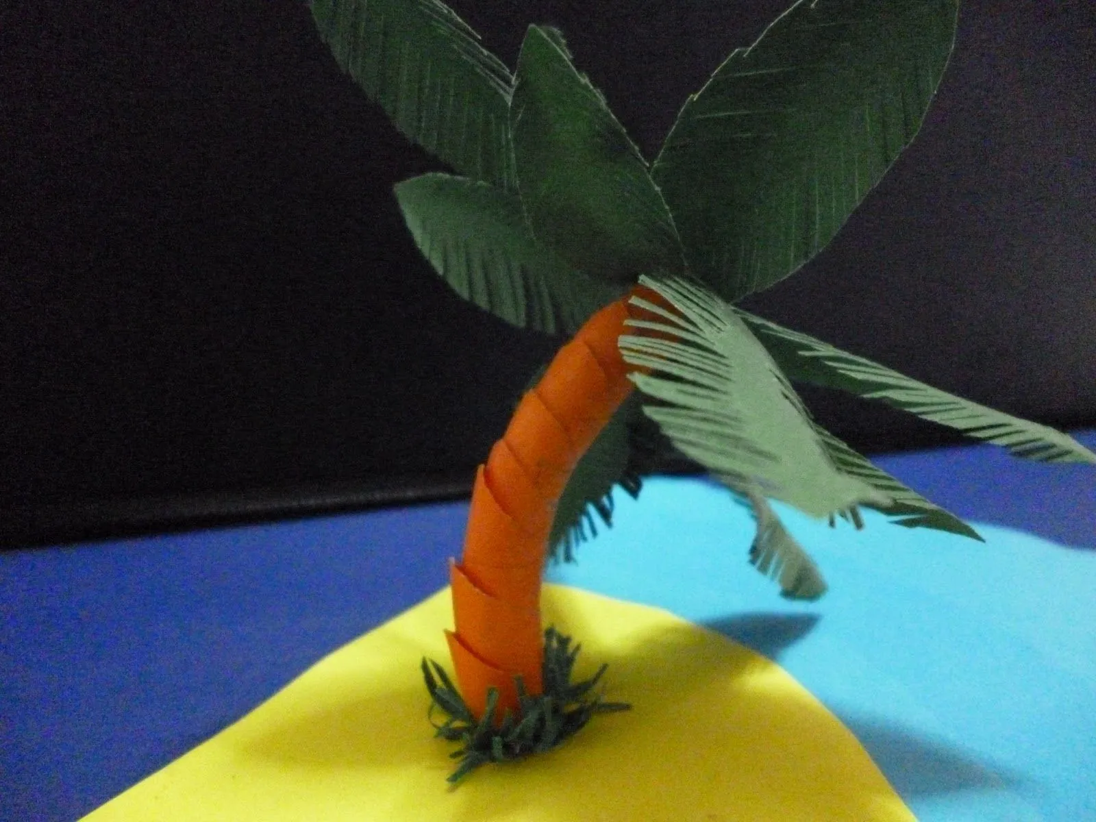 Maquetas Creativas: Palmera de papel