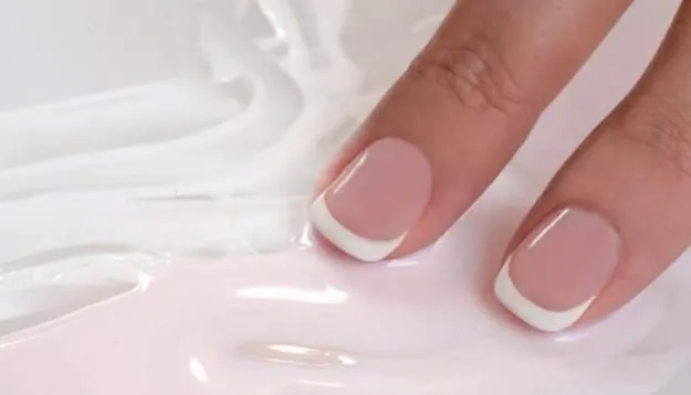 Maquillaje Ideas y Consejos: Uñas de gel vs uñas de porcelana ...