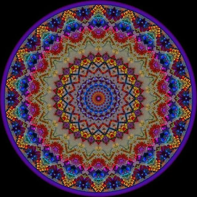 Marciadeluz: Fractales,Mandalas y Ying Yan.