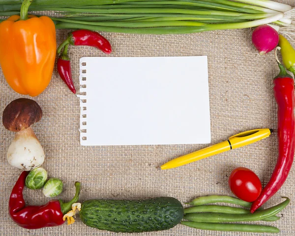 marco multicolor de vegetales para recetas favoritas — Foto stock ...