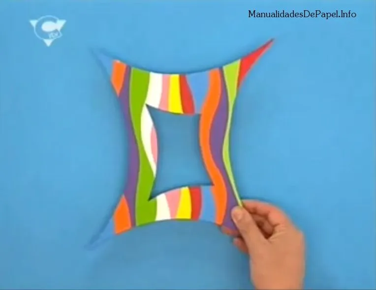 Hacer marcos de colores · Manualidades de papel