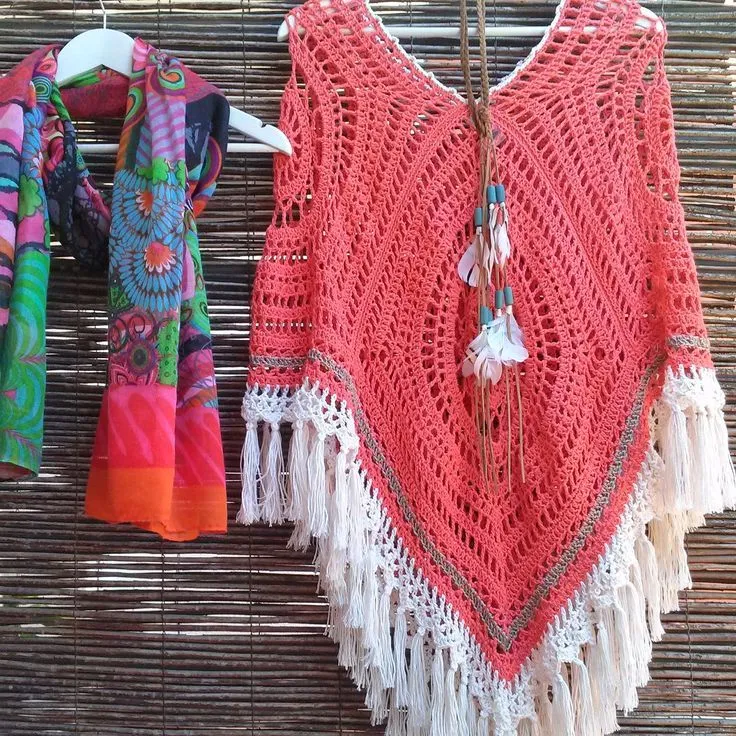 María Cielo: Ponchos tejidos crochet y dos agujas