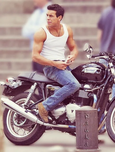 Mario Casas en el rodaje de 3MSC - Fotos FormulaTV