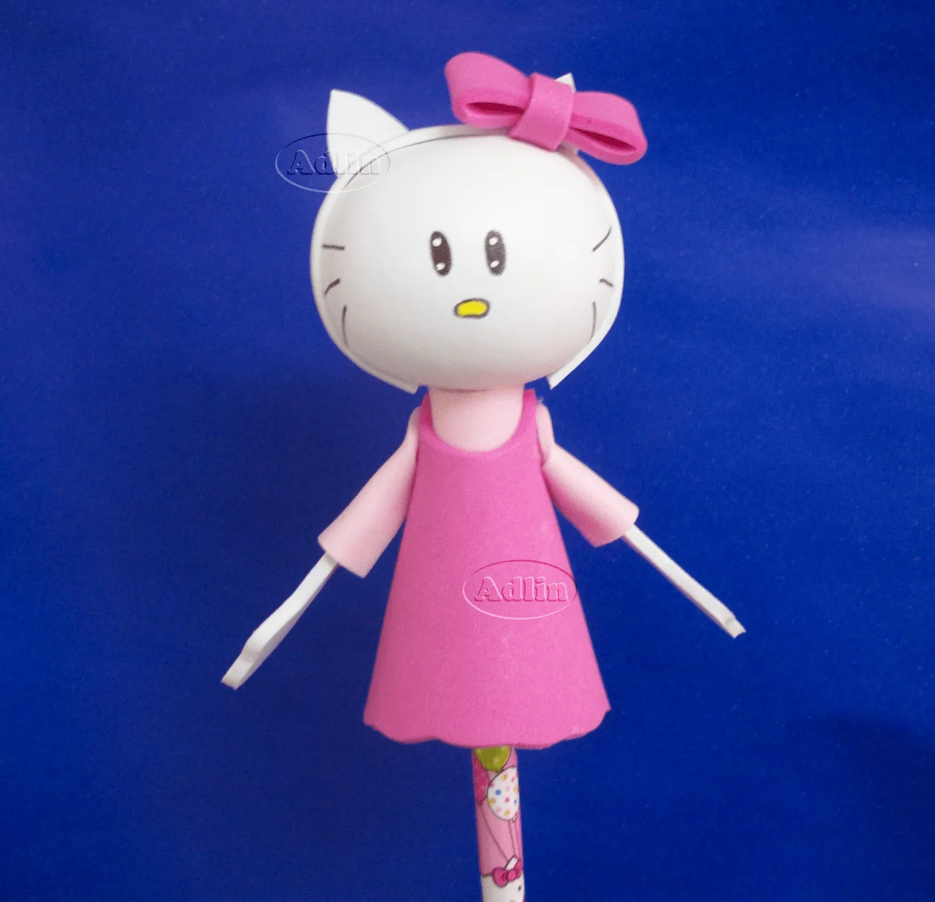 Mariposa Arte Manual: lapiz Hello Kitty