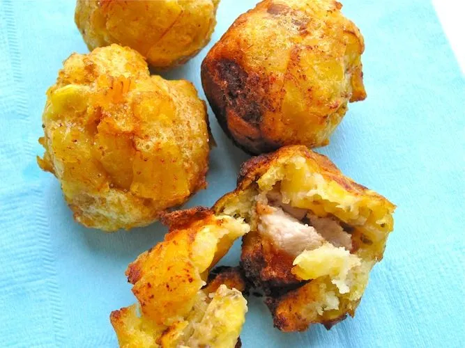 Marranitas o Puerquitas ( Green Plantain Balls Stuffed With Pork ...