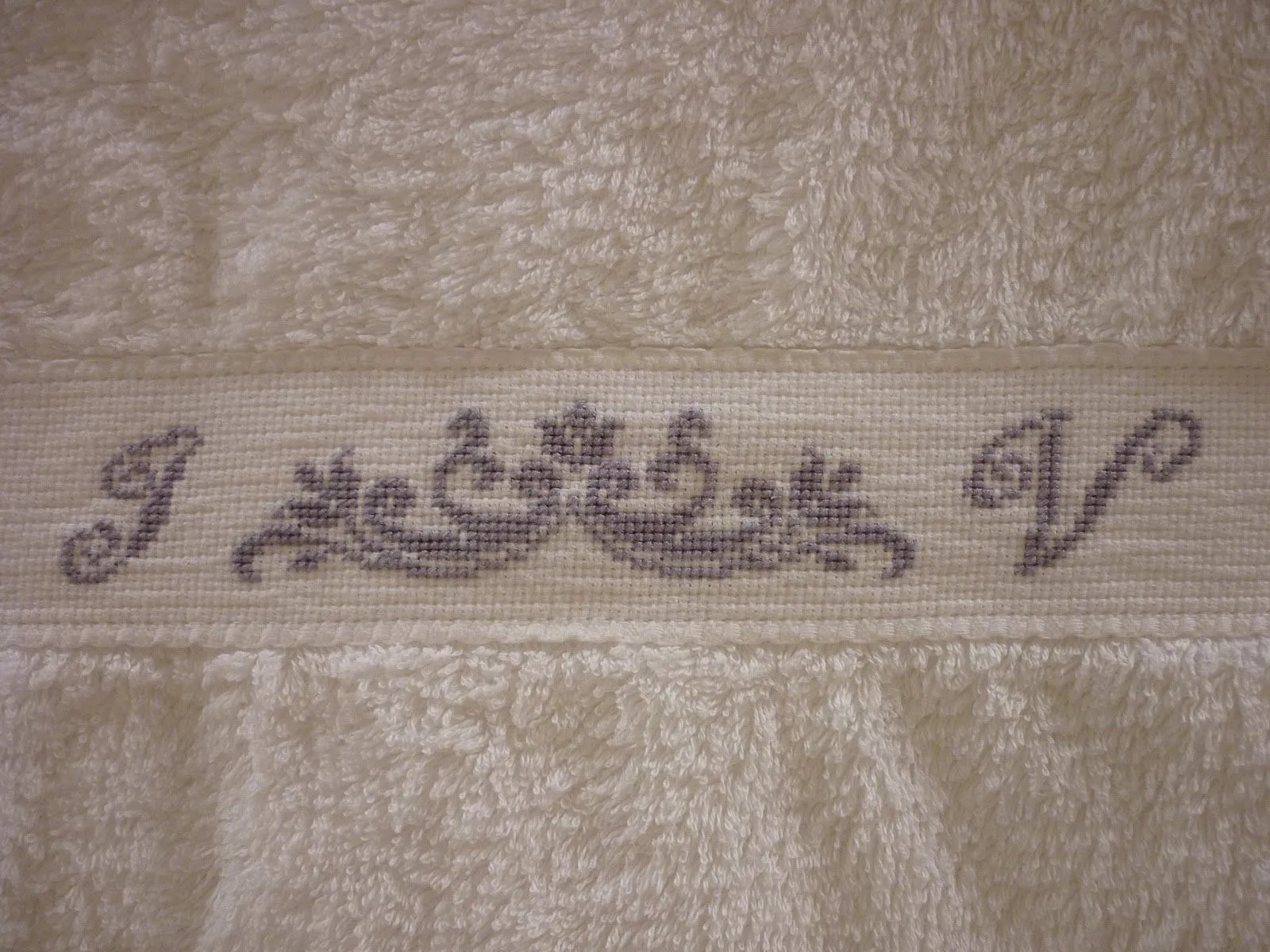 Marta's crafts: Toallas bordadas - Embroidered towels